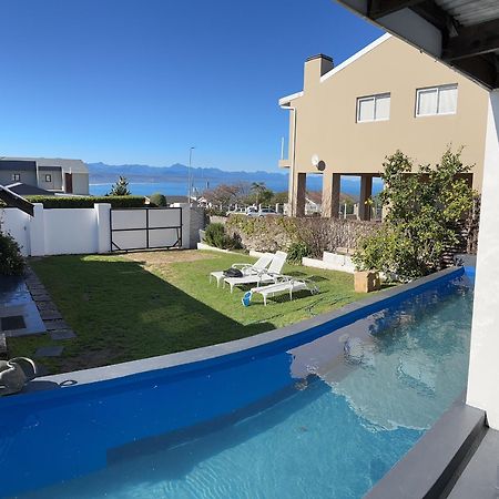 De La Fontaine Guest Cottage And Pool View Luxury Suite プレッテンバーグ・ベイ エクステリア 写真