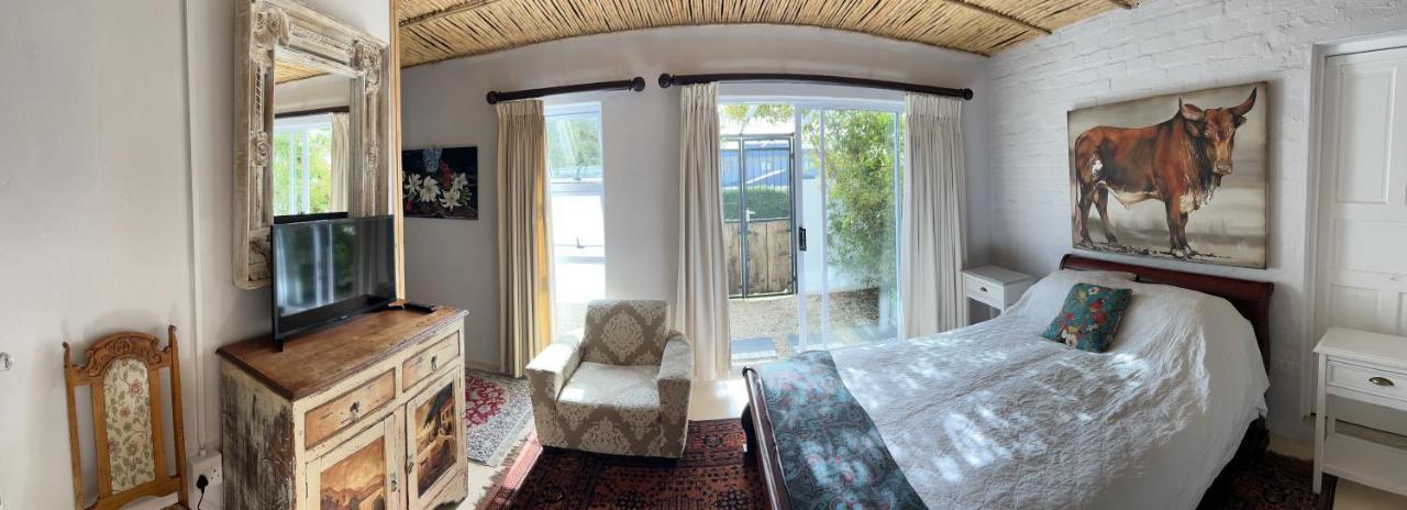De La Fontaine Guest Cottage And Pool View Luxury Suite プレッテンバーグ・ベイ エクステリア 写真