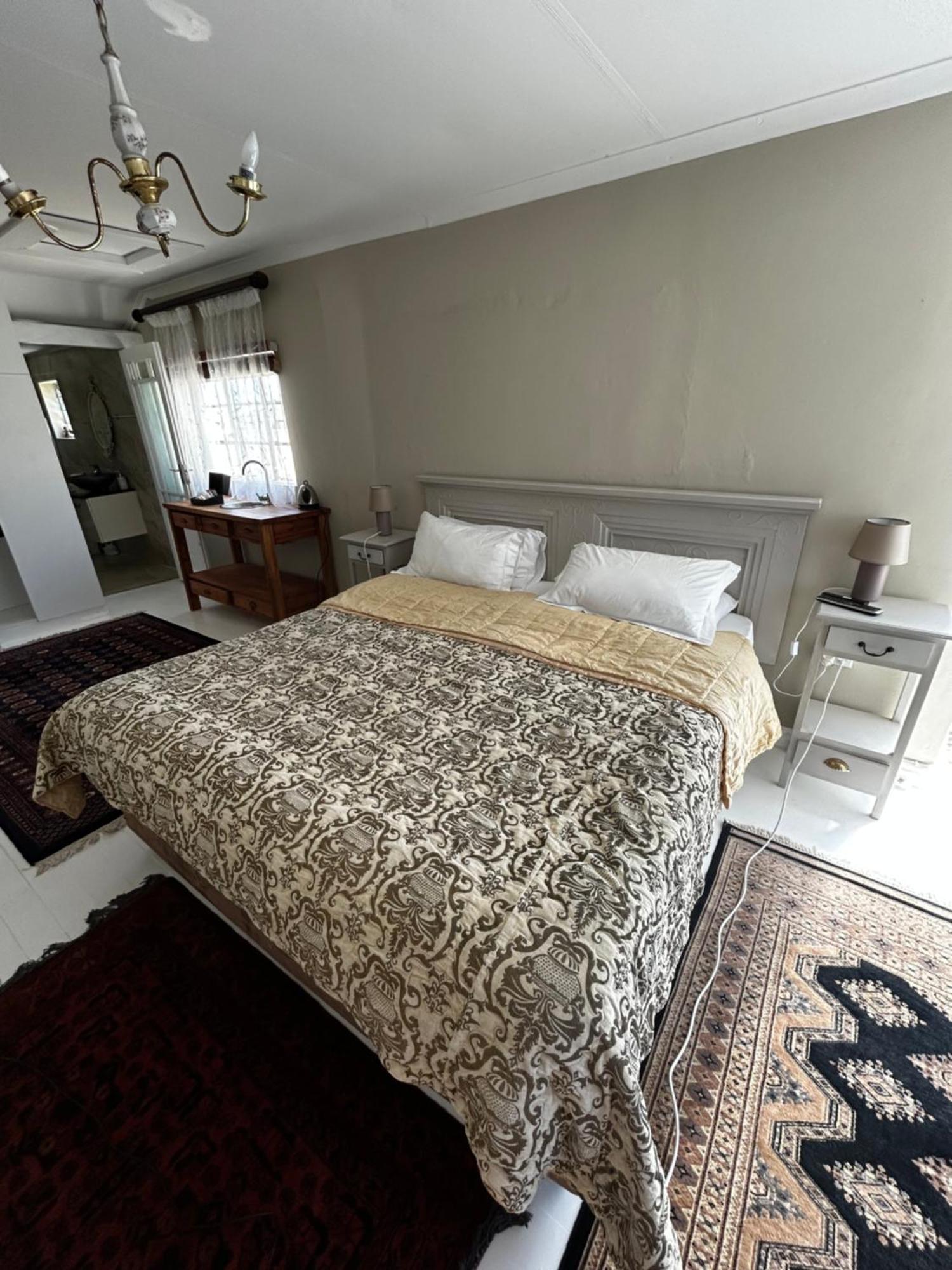 De La Fontaine Guest Cottage And Pool View Luxury Suite プレッテンバーグ・ベイ エクステリア 写真